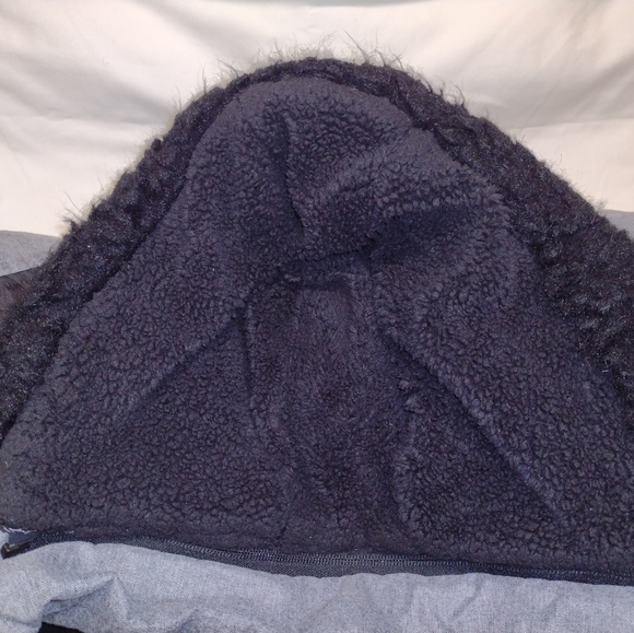 BOYS FAVORITE TODDLER PUFFER JACKET SIZE 7 - Picture 2 of 10